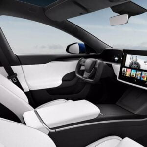 「ゲーミングカー」がついに！Steam対応のテスラ車のモデルは？