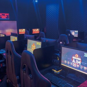大宮にも出店！eスポーツカフェ「eSPORTSCAFE AIM」はどこにある？